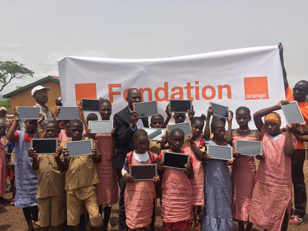Mali Yembering : la Fondation Orange « numérise » l’éducation à l’école primaire « Alimou Sow » de Yeguelin